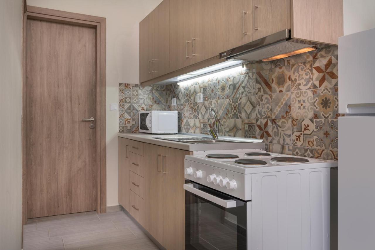 Sea Breeze Apartments Kolymbari Exterior photo